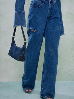 PrettyLittleThing Thigh Zip Detail Straight Leg Jeans Women’s US 8 NWT